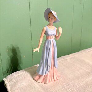 Vintage 2003 HOME INTERIORS 9" Porcelain Figurine # 14039-03 CAMILLE Homco